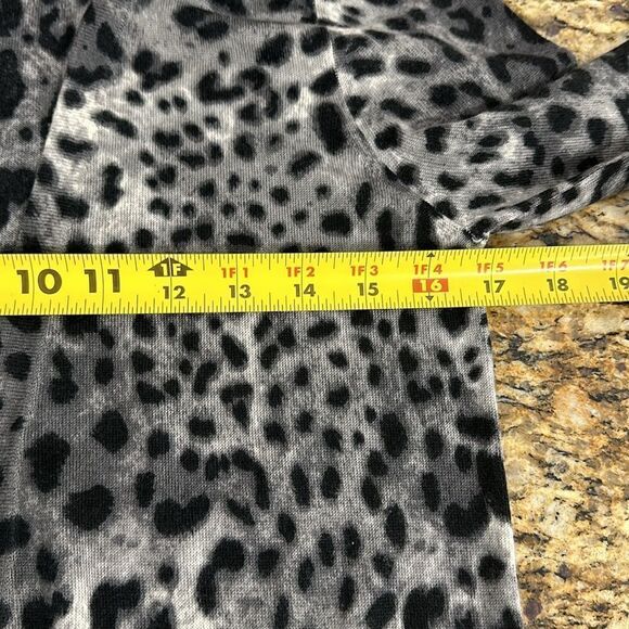 TSE Pure Cashmere Leopard Print Open Front Long Sleeve Cardigan Sweater Size M - Picture 9 of 10